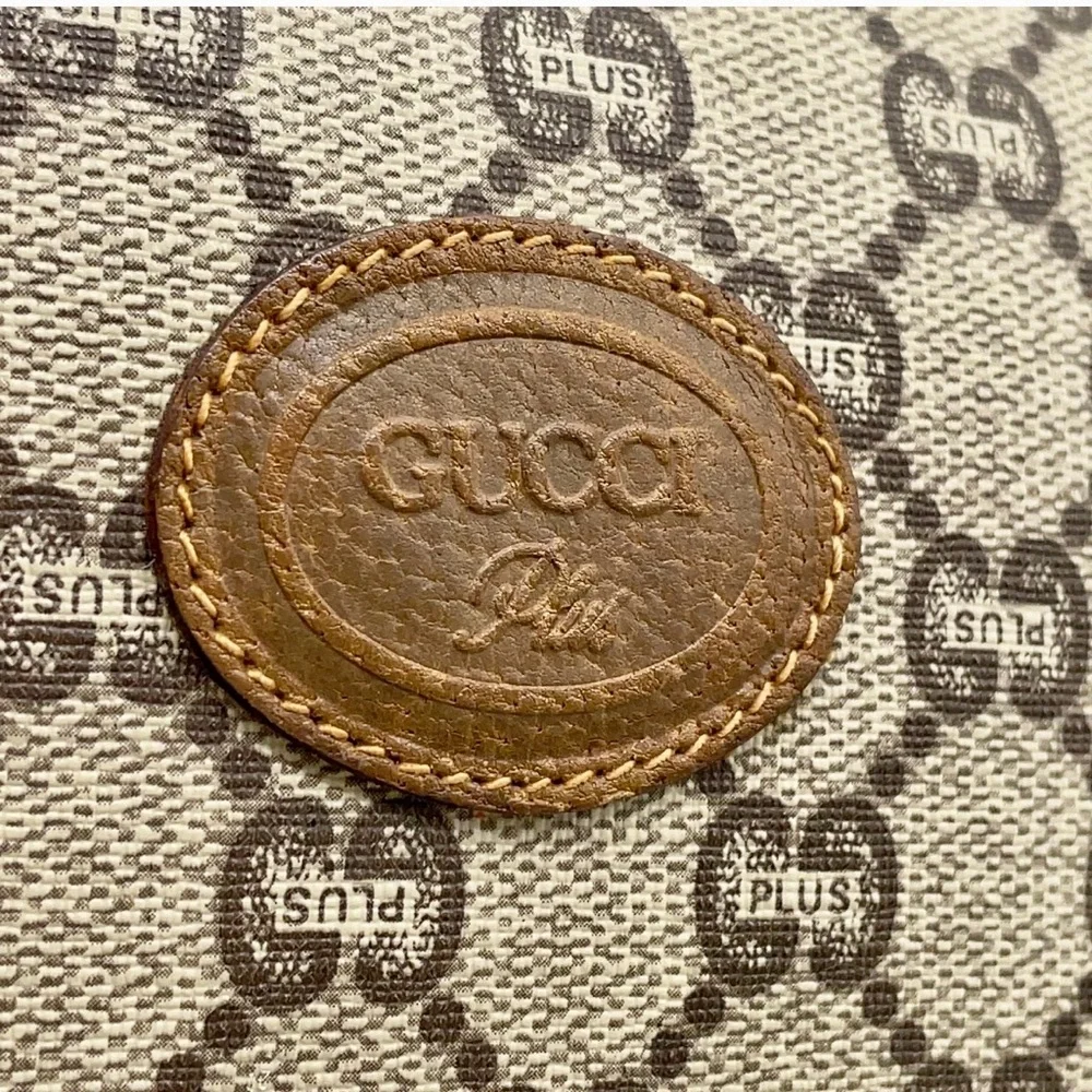 Gucci GG Plus Supreme PVC Leather Beige toiletry bag - men’s / women’s - EUC - Picture 10 of 13